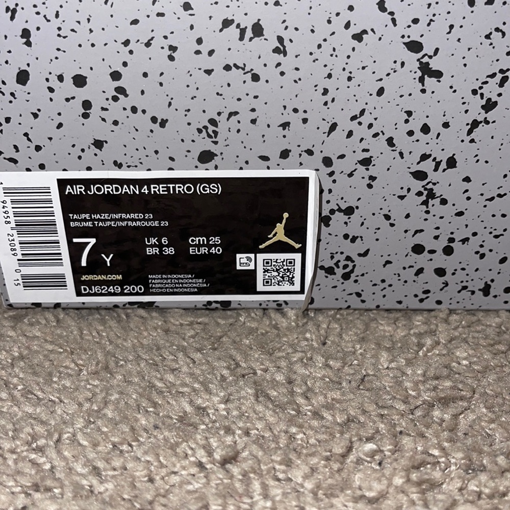 Jordan 4’s